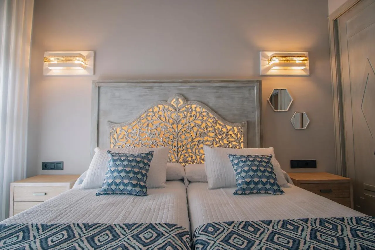 Apartamentos Turísticos La Baílla Rota
