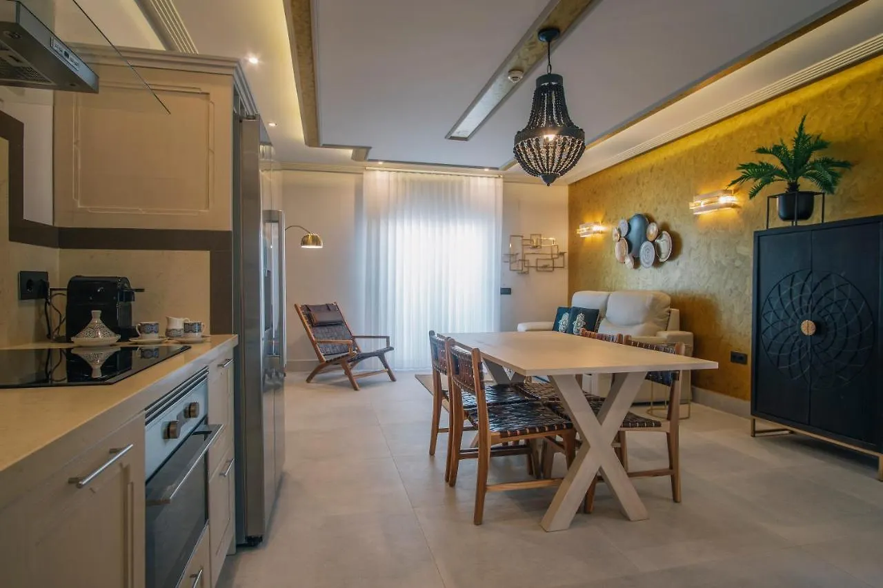 Apartamentos Turísticos La Baílla Rota