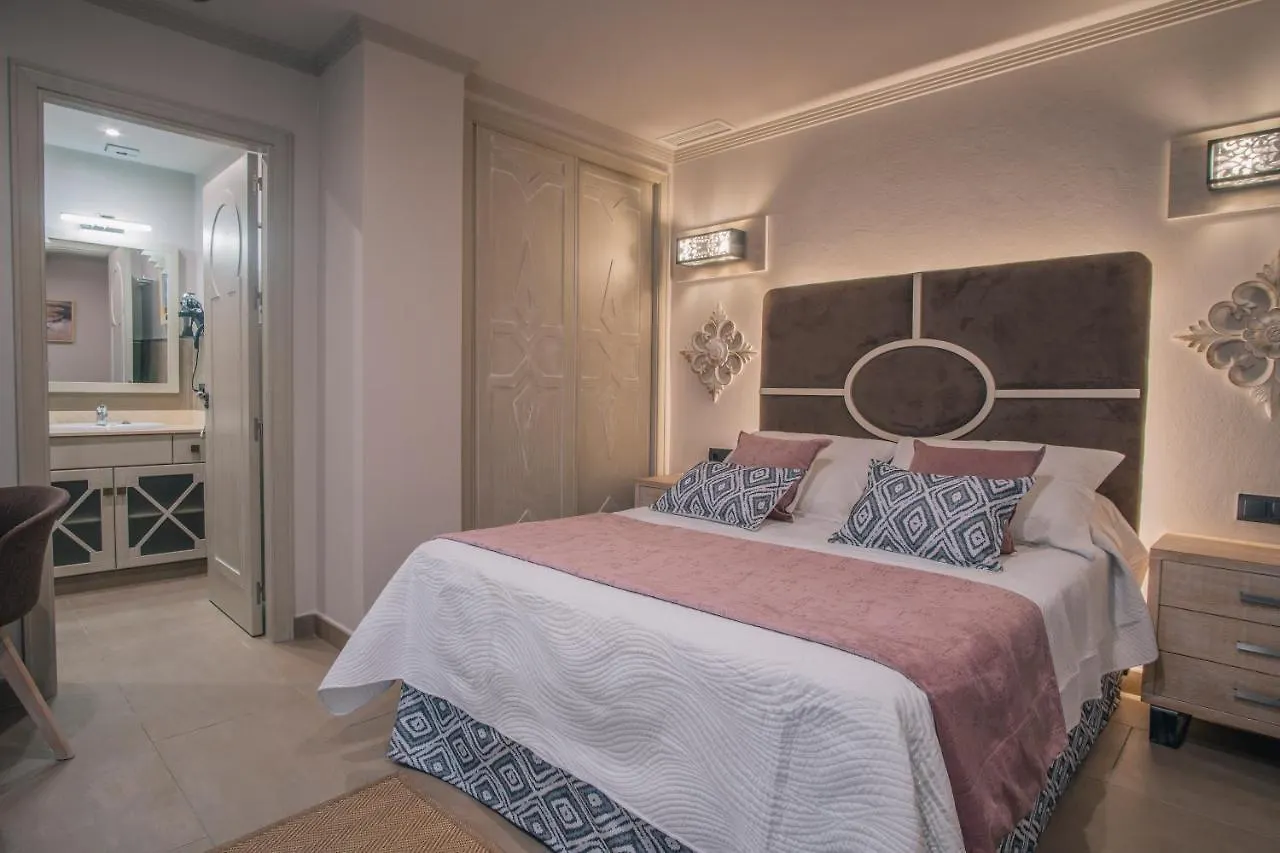 Apartamentos Turísticos La Baílla Rota