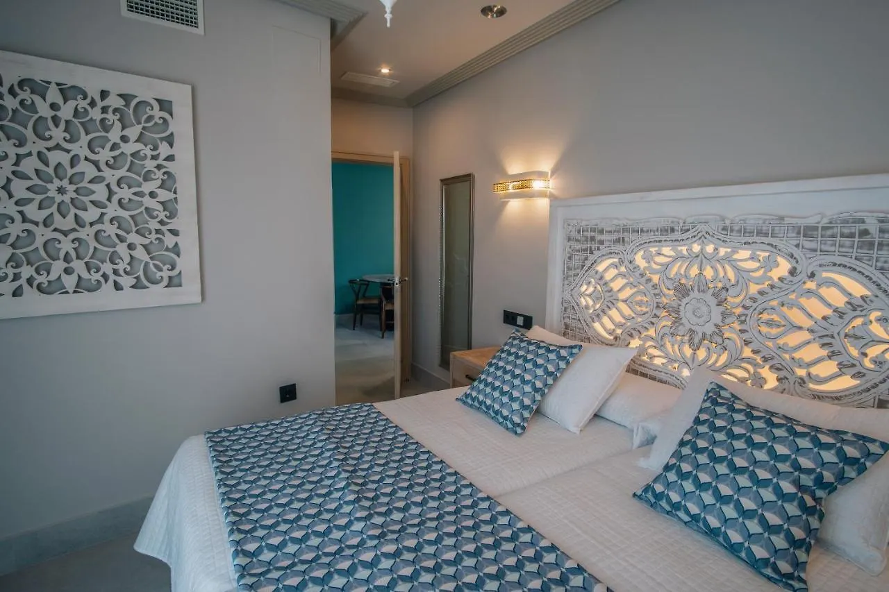 Apartamentos Turísticos La Baílla Rota