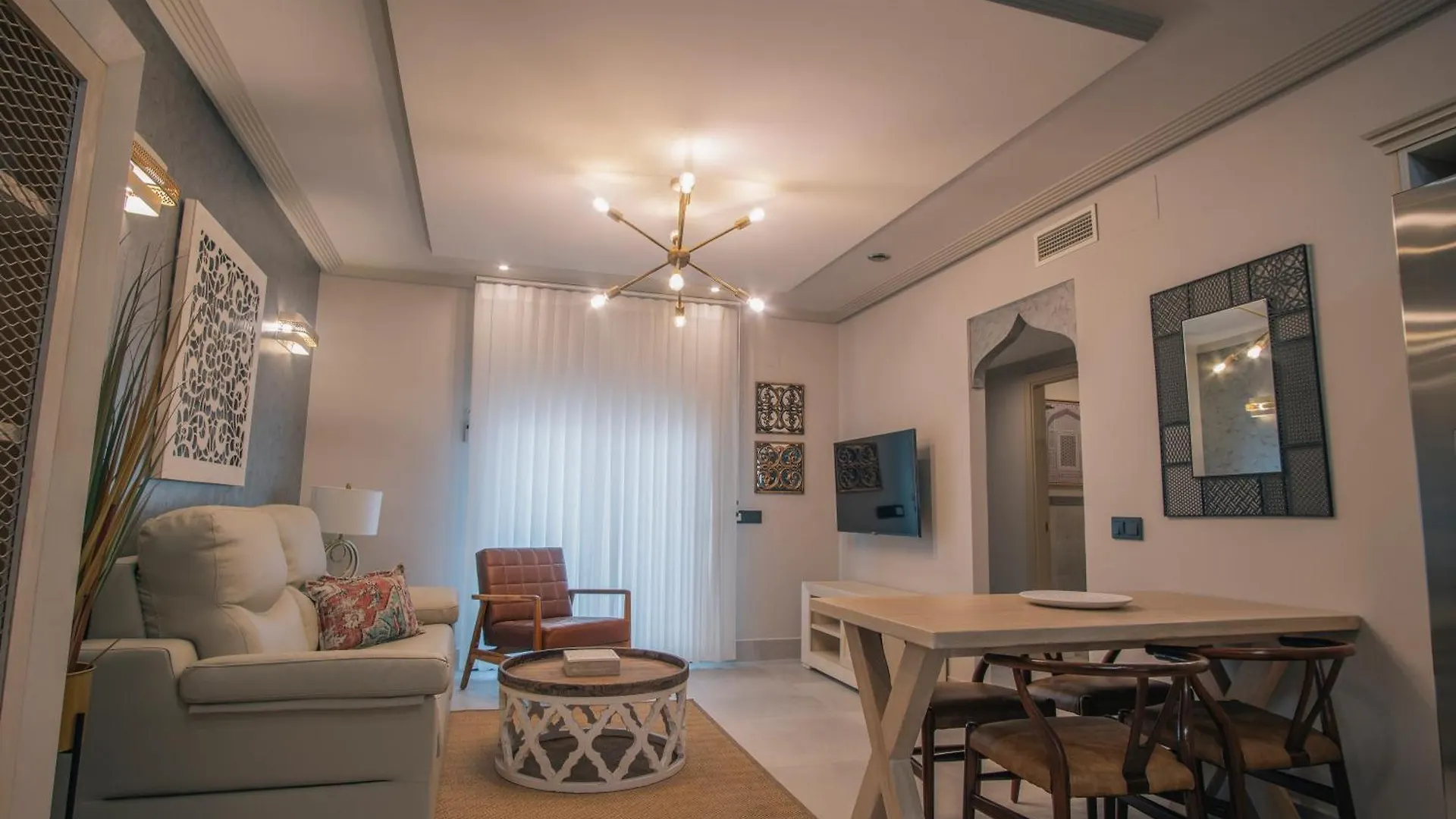 Apartamentos Turísticos La Baílla Rota