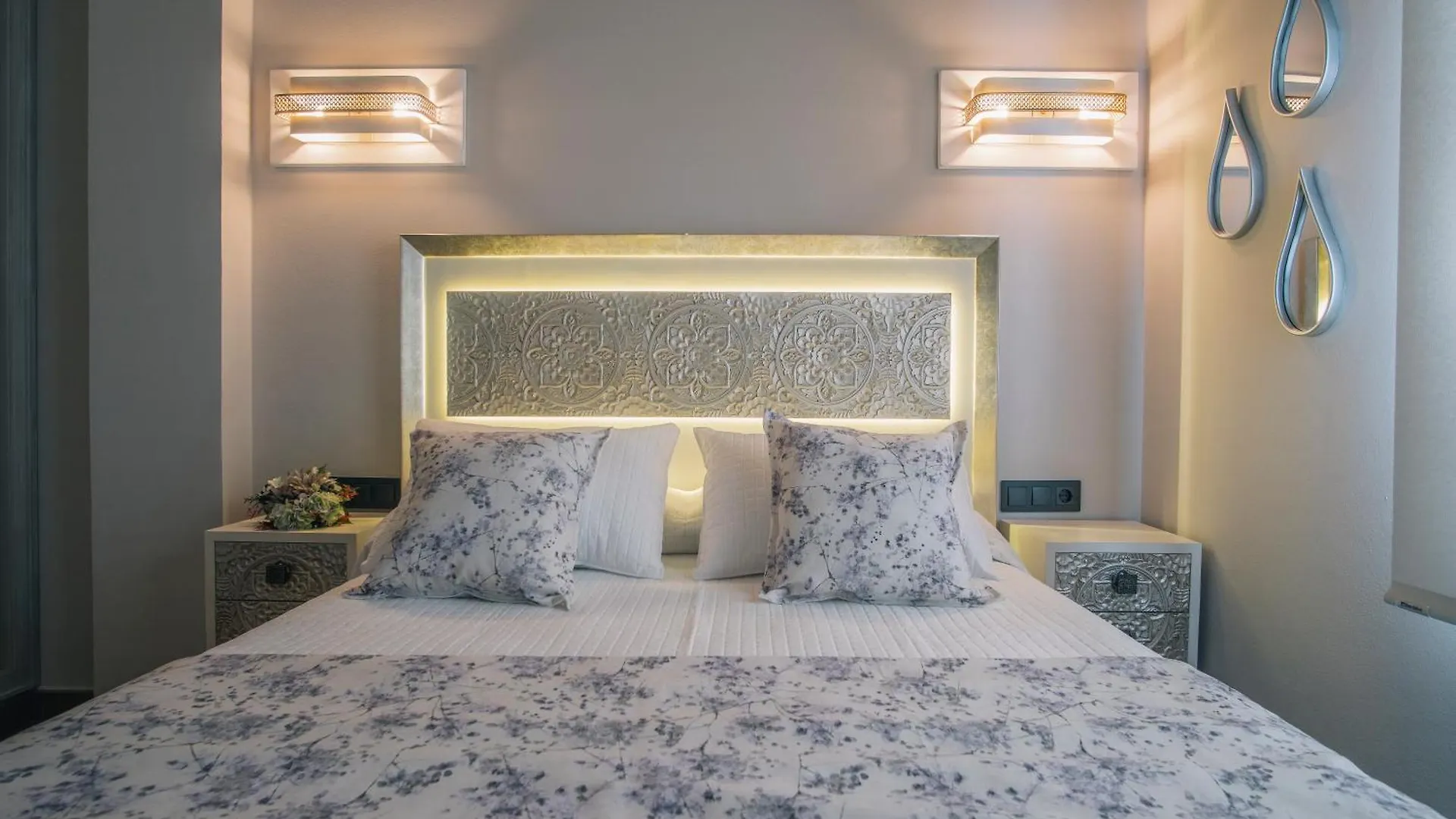 Apartamentos Turísticos La Baílla Rota