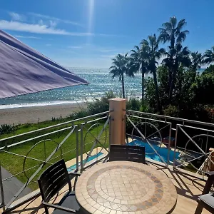 Exclusive Beachfront Penthouse Apartment
