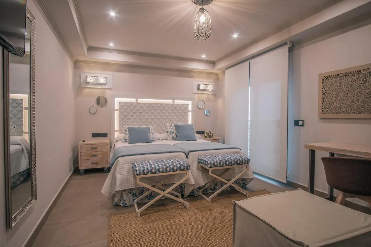 Apartamentos Turisticos La Bailla Rota